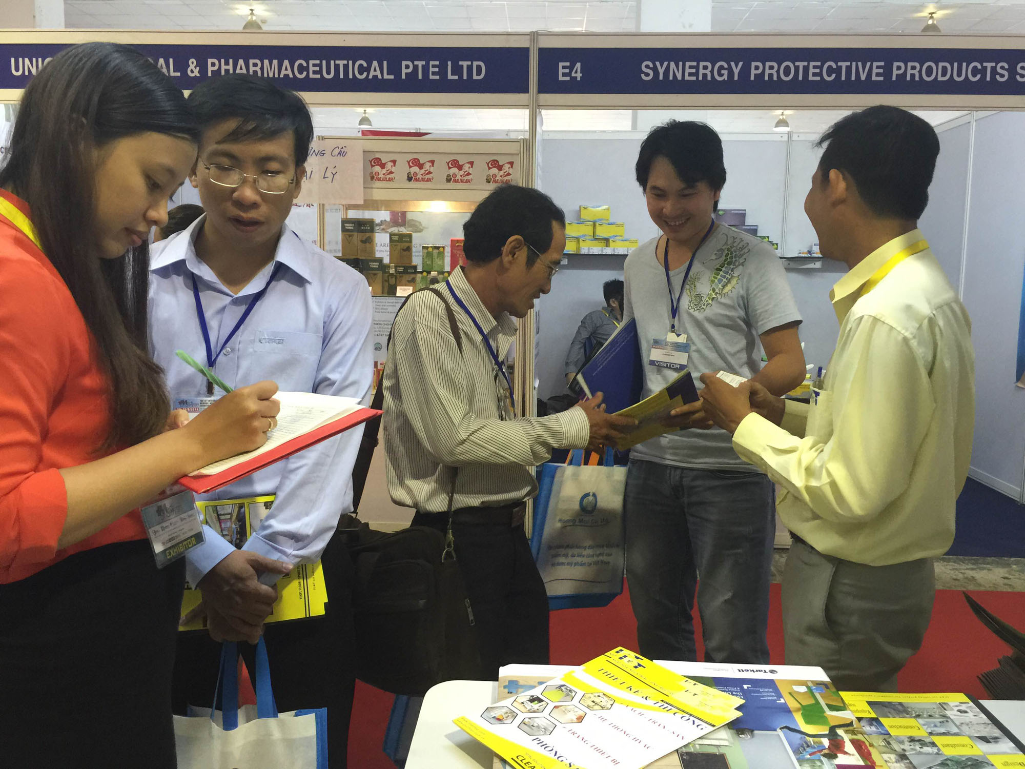 Nhật Hoa tham gia triển lãm y tế chuyên ngành Y dược lần thứ 15- Vietnam Medi-Pharm Expo 2015 2