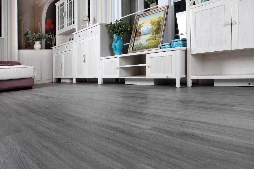 3 lý do thuyết phục bạn chọn sàn vinyl chống tĩnh điện cho không gian sống