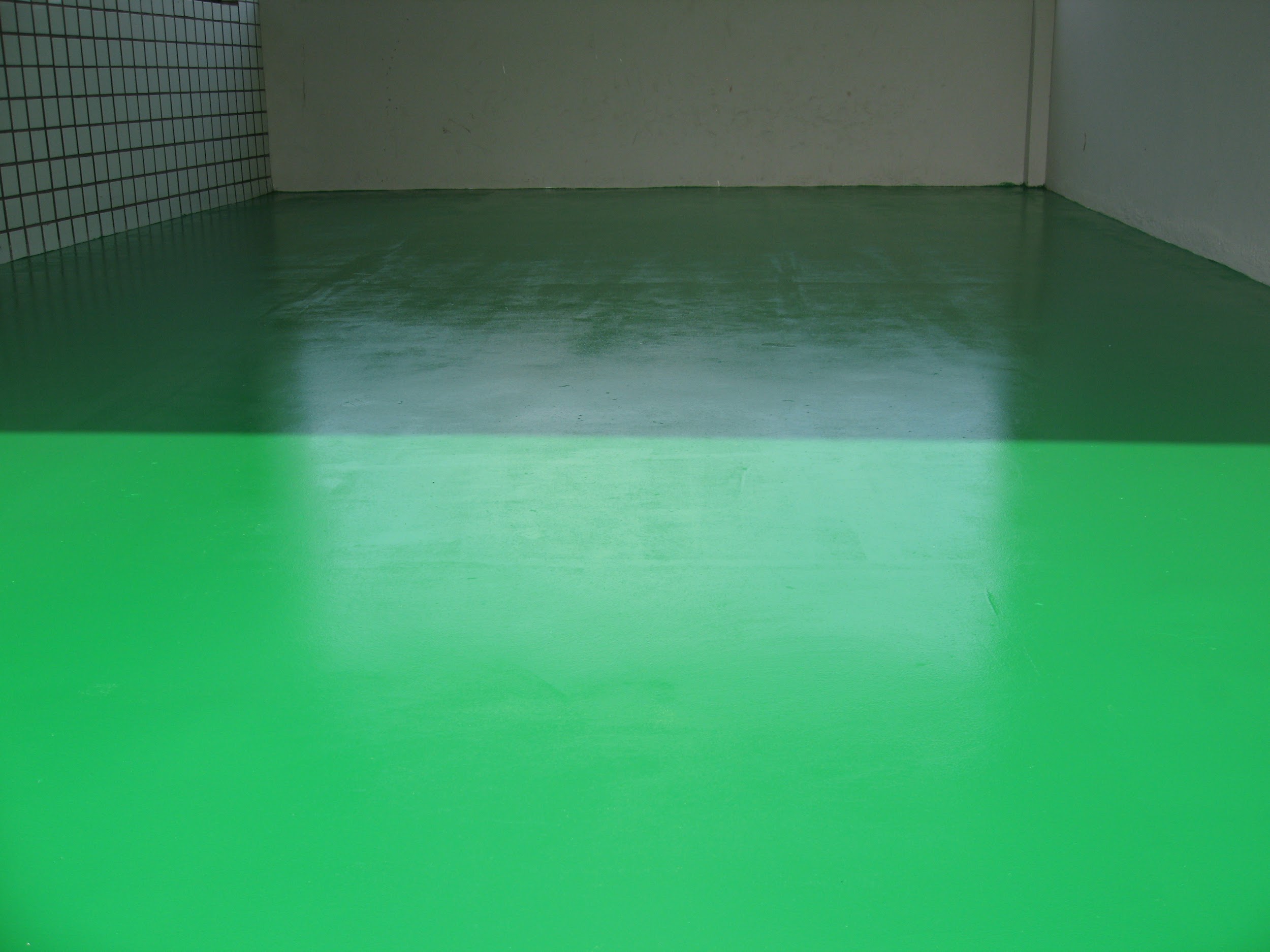 Hòa điệu múa điêu luyện trên nền sàn epoxy 1