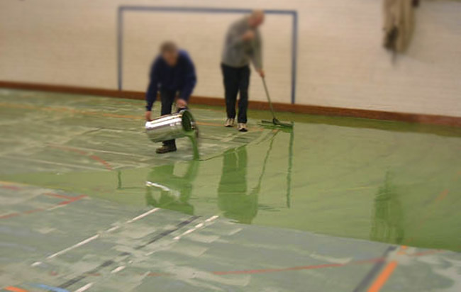 Kỹ thuật pha sơn quyết định đến chất lượng sàn PU