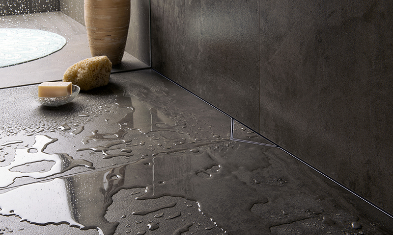 Sàn phòng tắm trơn trượt gây nguy hiểm