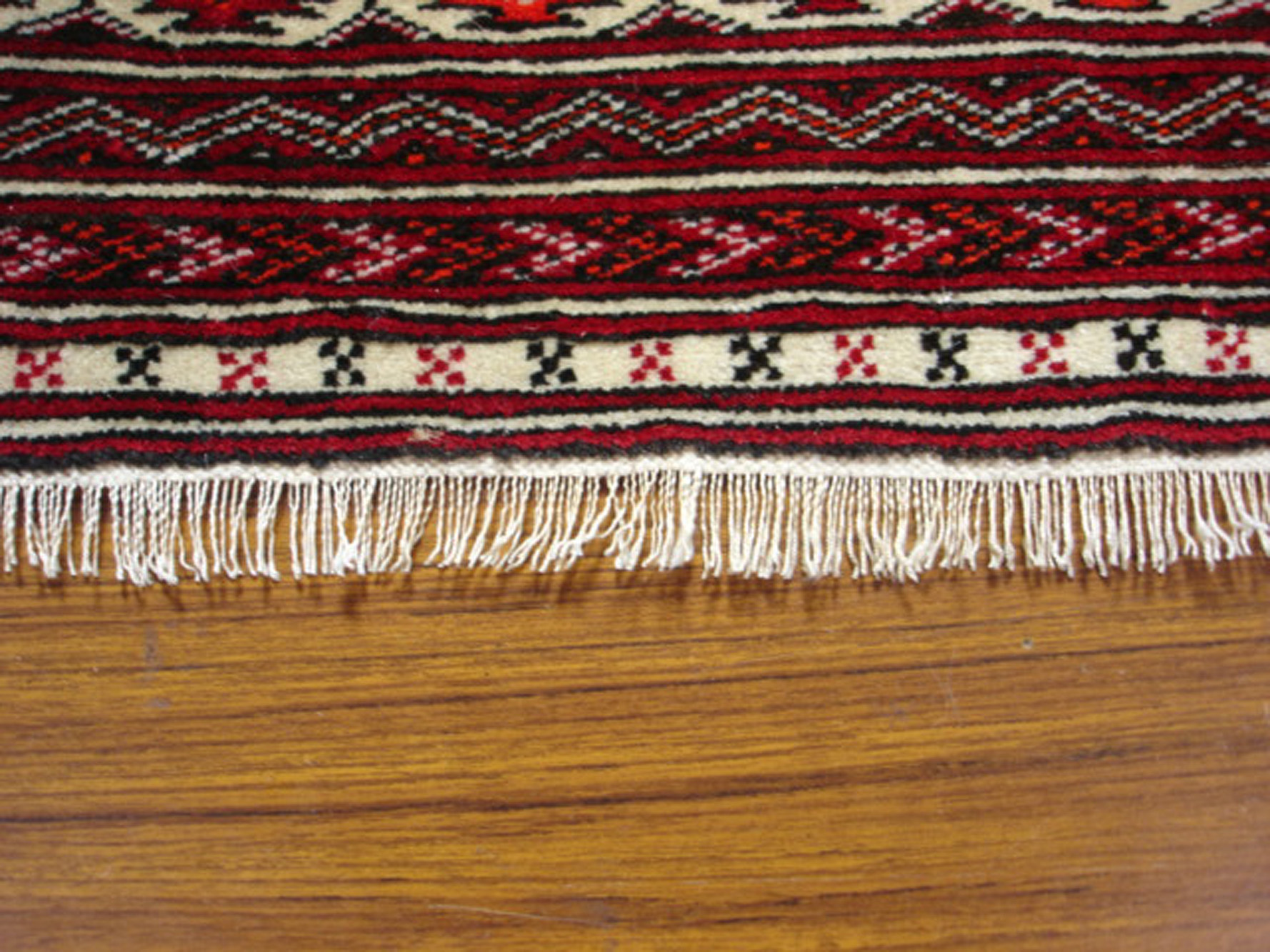 Rìa thảm trải sàn